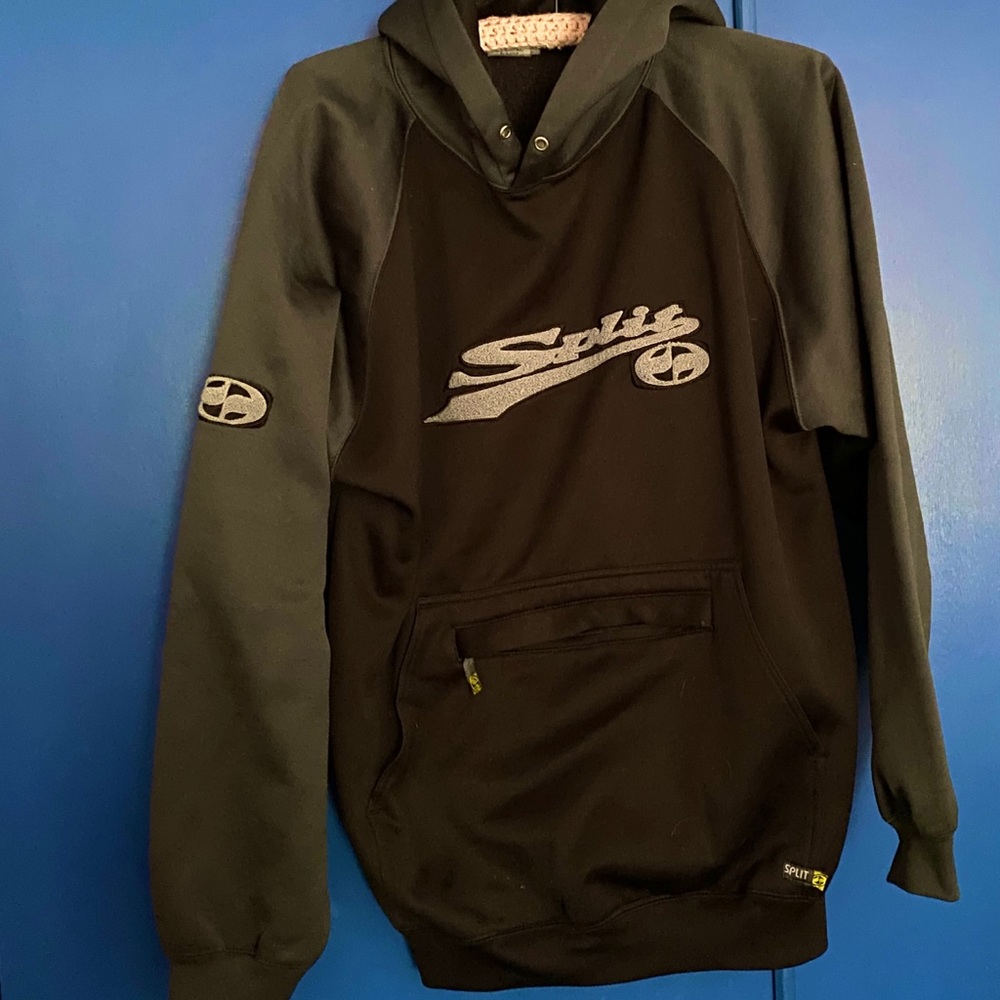 Split Black Hoodie size medium Snowboarding Student Sweatshirt Like New
